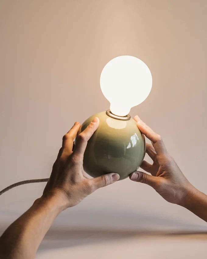 Keramik Tischlampe Antares sage