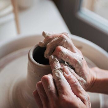 Töpfern an der Drehscheibe – Einführungskurs